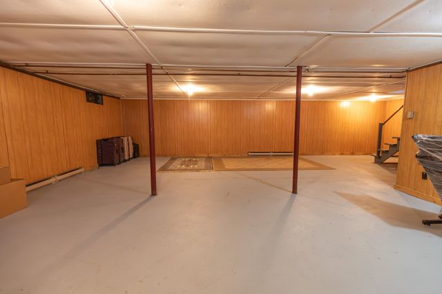 89 Butler Avenue, Hinsdale, NH 03451