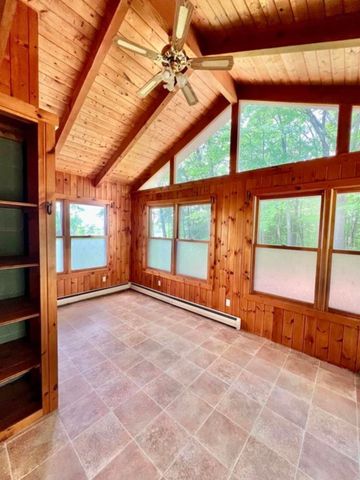 89 Butler Avenue, Hinsdale, NH 03451