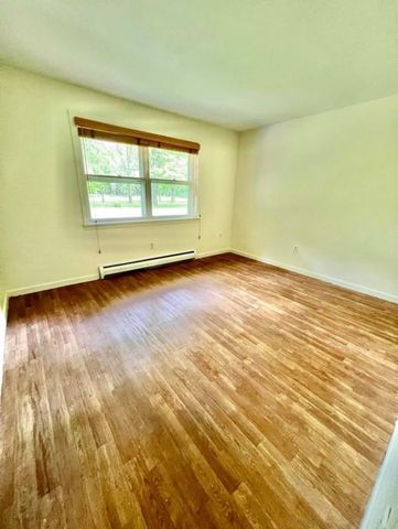 89 Butler Avenue, Hinsdale, NH 03451