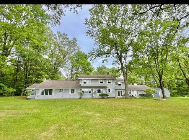 89 Butler Avenue, Hinsdale, NH 03451