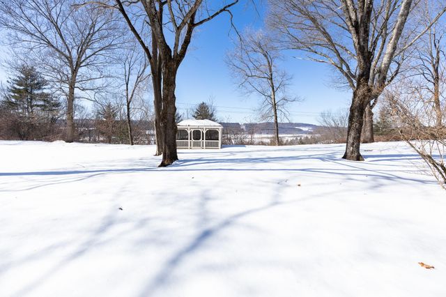 89 Butler Avenue, Hinsdale, NH 03451