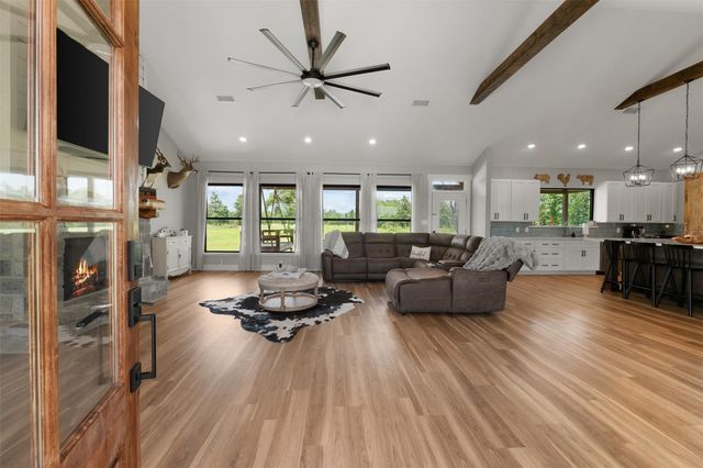 565 Brushy Creek Drive, Onalaska, TX 77360
