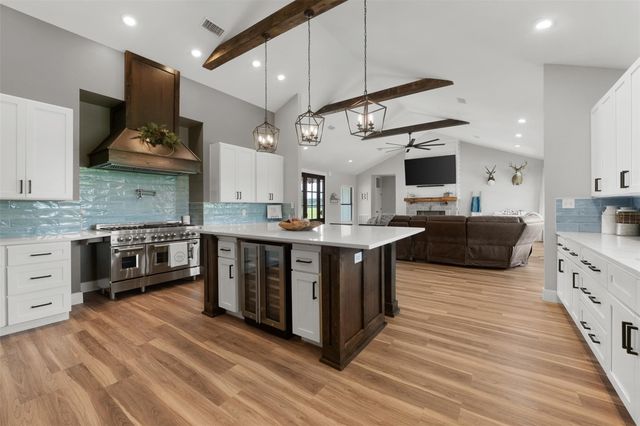 565 Brushy Creek Drive, Onalaska, TX 77360