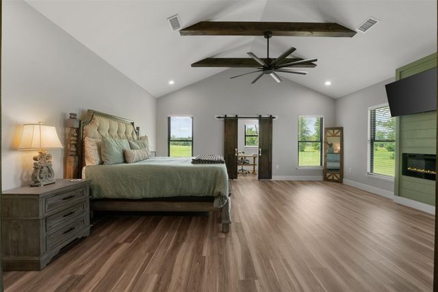 565 Brushy Creek Drive, Onalaska, TX 77360