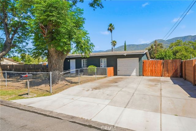 868 W 48th, San Bernardino, CA 92407