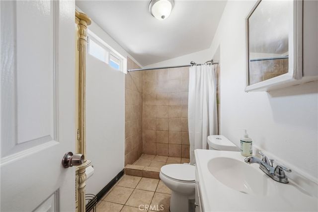868 W 48th, San Bernardino, CA 92407