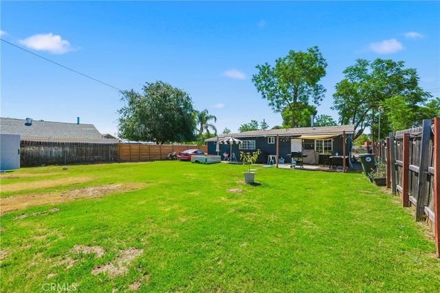 868 W 48th, San Bernardino, CA 92407