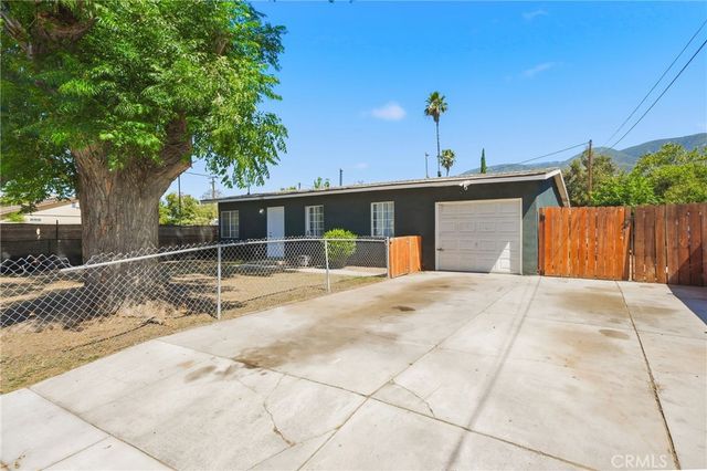 868 W 48th, San Bernardino, CA 92407