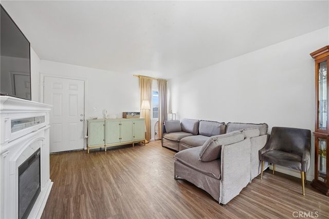 868 W 48th, San Bernardino, CA 92407