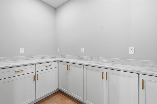 66 Parish Road 4R, Georgetown, MA 01833