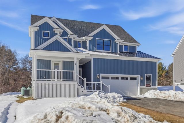 66 Parish Road 4R, Georgetown, MA 01833