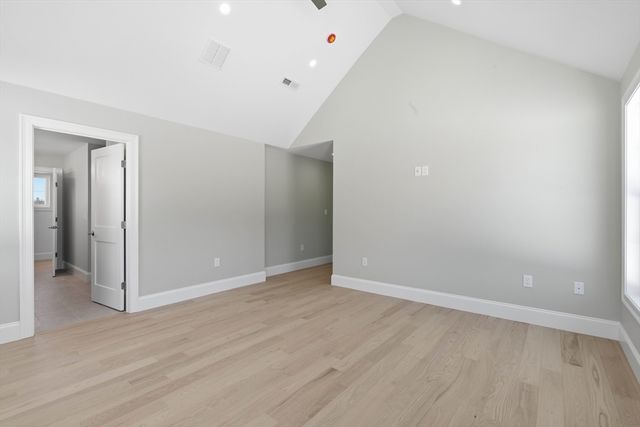 66 Parish Road 4R, Georgetown, MA 01833