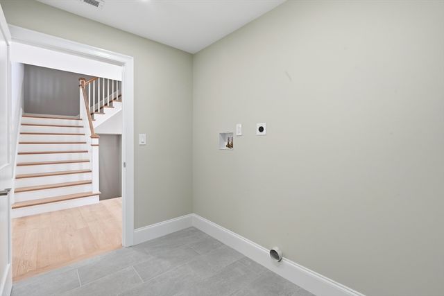 66 Parish Road 4R, Georgetown, MA 01833