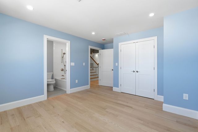 66 Parish Road 4R, Georgetown, MA 01833