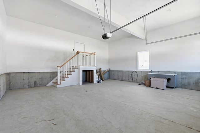 66 Parish Road 4R, Georgetown, MA 01833