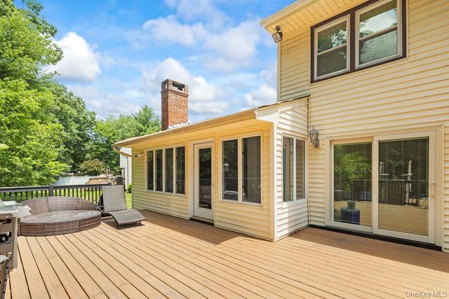 9 Amherst Road, New City, NY 10956