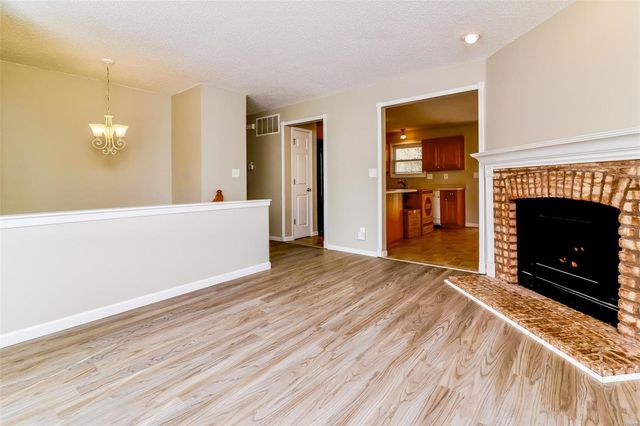 321 Green Jade Estates Drive, Fenton, MO 63026
