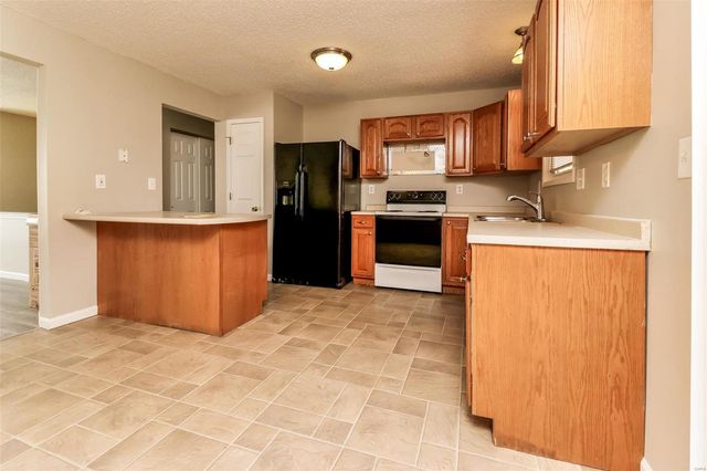 321 Green Jade Estates Drive, Fenton, MO 63026