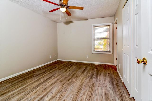 321 Green Jade Estates Drive, Fenton, MO 63026