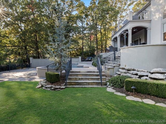 6902 E 115th Place, Bixby, OK 74008