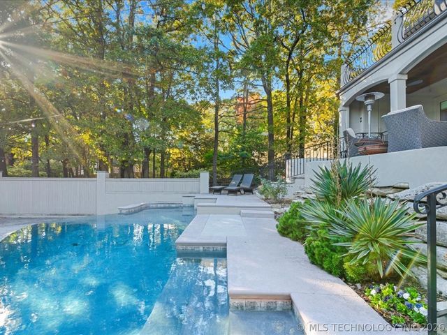 6902 E 115th Place, Bixby, OK 74008