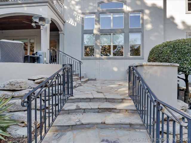 6902 E 115th Place, Bixby, OK 74008