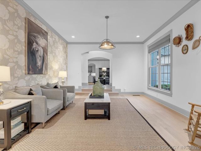 6902 E 115th Place, Bixby, OK 74008