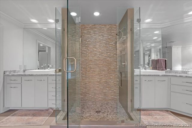 6902 E 115th Place, Bixby, OK 74008