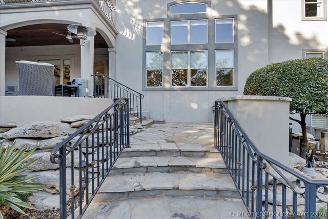 6902 E 115th Place, Bixby, OK 74008