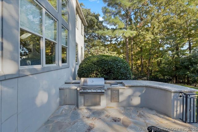 6902 E 115th Place, Bixby, OK 74008