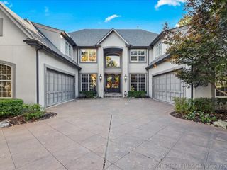 6902 E 115th Place, Bixby, OK 74008