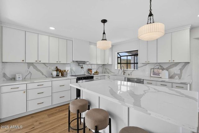 15850 N 15TH Way, Phoenix, AZ 85022