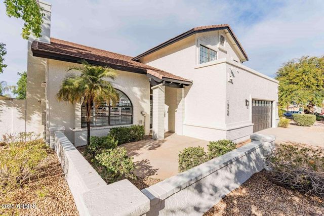 15850 N 15TH Way, Phoenix, AZ 85022