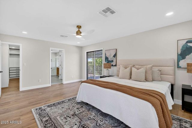 15850 N 15TH Way, Phoenix, AZ 85022