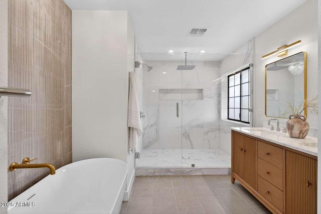 15850 N 15TH Way, Phoenix, AZ 85022