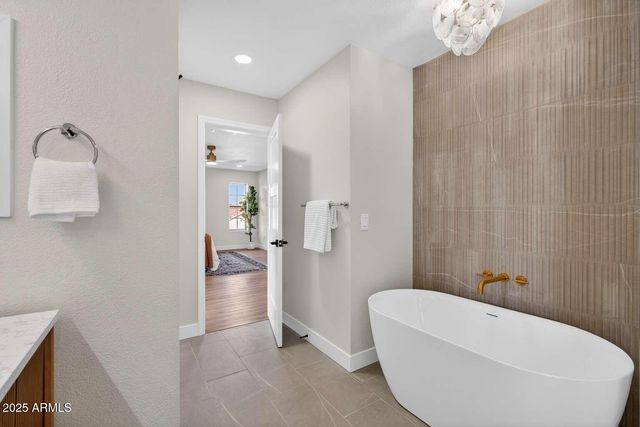 15850 N 15TH Way, Phoenix, AZ 85022