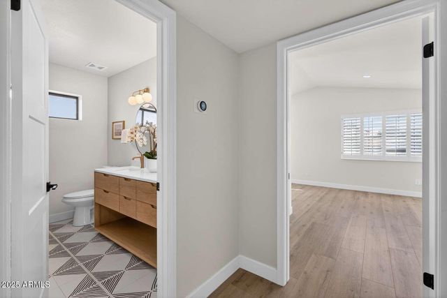 15850 N 15TH Way, Phoenix, AZ 85022