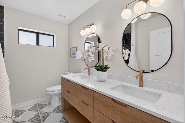 15850 N 15TH Way, Phoenix, AZ 85022