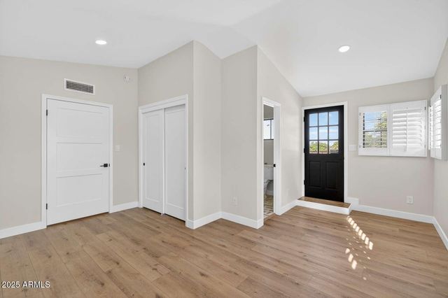 15850 N 15TH Way, Phoenix, AZ 85022