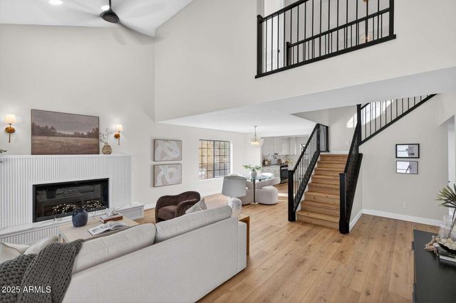 15850 N 15TH Way, Phoenix, AZ 85022