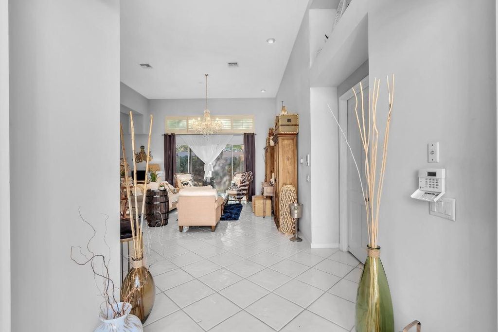 Image 10 of property listing at 6230 NW 23rd Street, Boca Raton, FL 33434