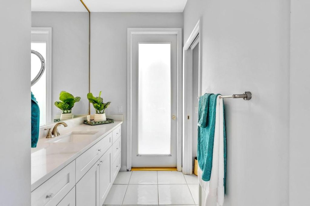 Image 55 of property listing at 6230 NW 23rd Street, Boca Raton, FL 33434