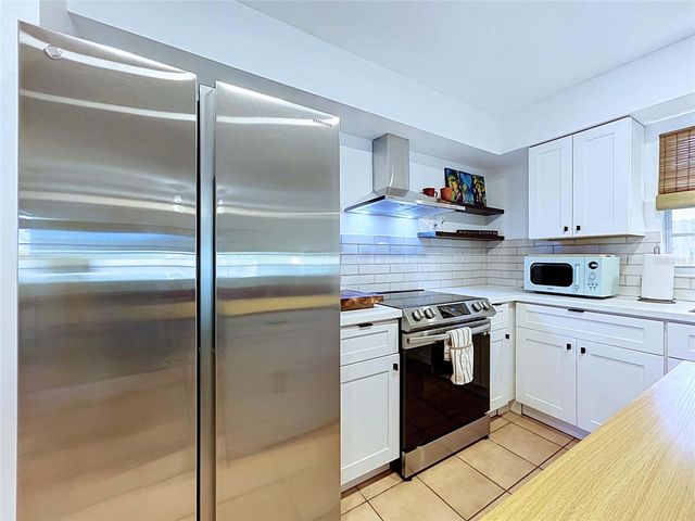 815 35TH STREET W, Bradenton, FL 34205