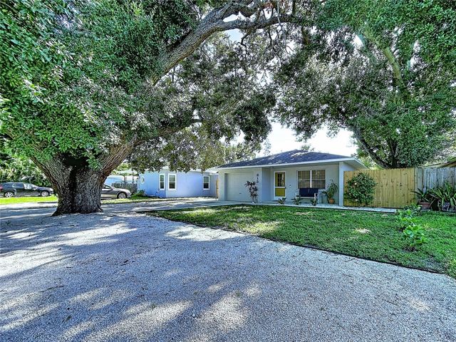 815 35TH STREET W, Bradenton, FL 34205