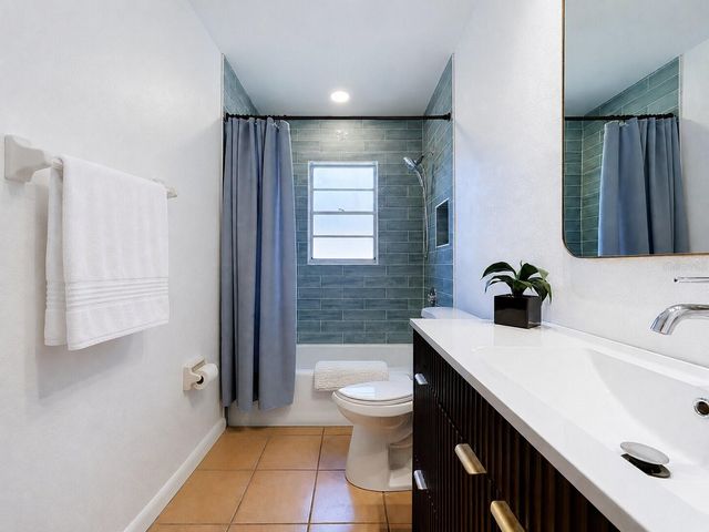 815 35TH STREET W, Bradenton, FL 34205