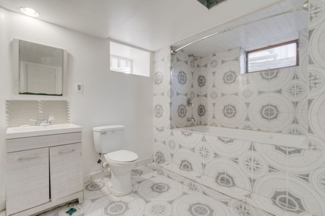 2308 185th Street, Lansing, IL 60438