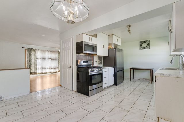 2308 185th Street, Lansing, IL 60438