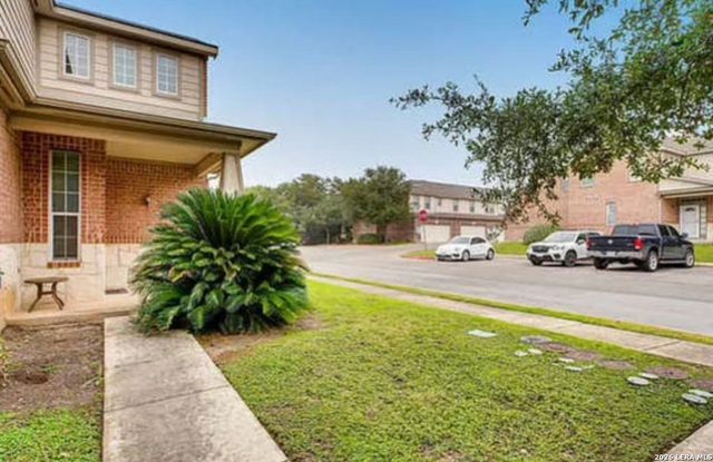 2502 Grayson Cir, San Antonio, TX 78232