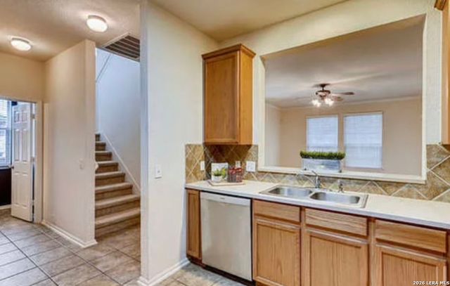 2502 Grayson Cir, San Antonio, TX 78232