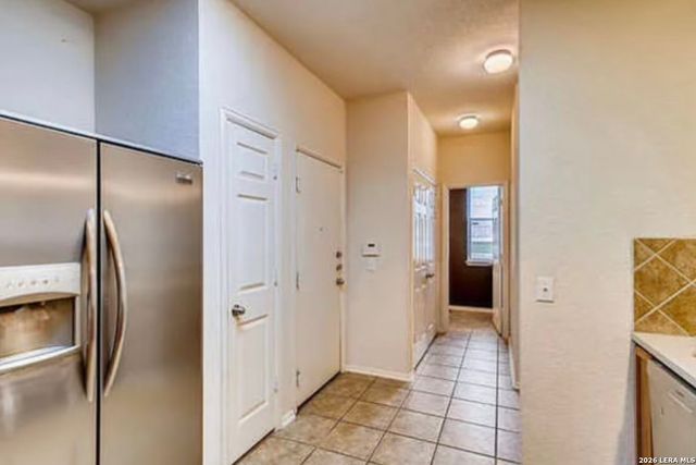 2502 Grayson Cir, San Antonio, TX 78232